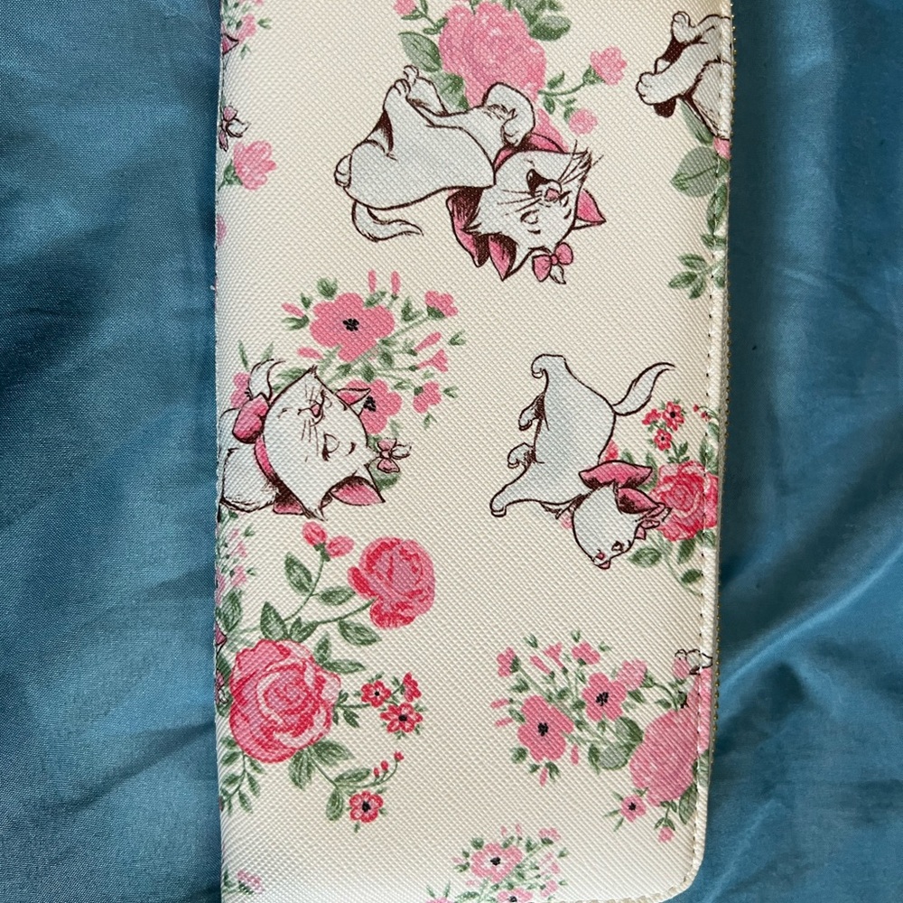 Marie Loungefly wallet
